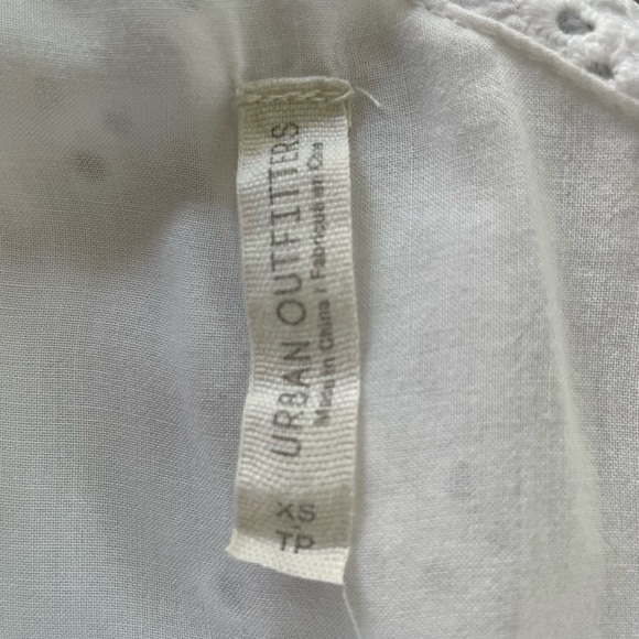 URBAN OUTFITTERS ONE SHOULDER WHITE EYELET DRESS!! - Picture 6 of 11